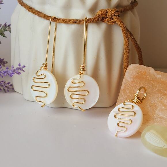 Handmade Wire Wrapped Natural Shell Earrings and Pendant Boho Chic, Minimalist - Picture 1 of 11
